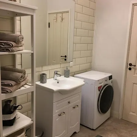 Lossi 32 Penthouse *