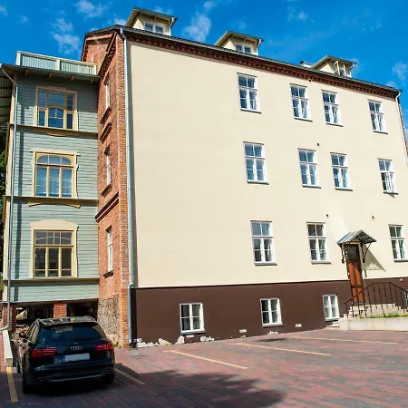 Lossi 32 Penthouse