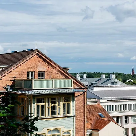 Lossi 32 Penthouse Lägenhet Tartu